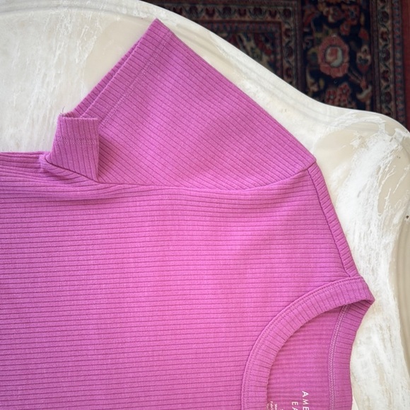 American Eagle Outfitters Vibrant Pink Tee - Picture 4 of 4